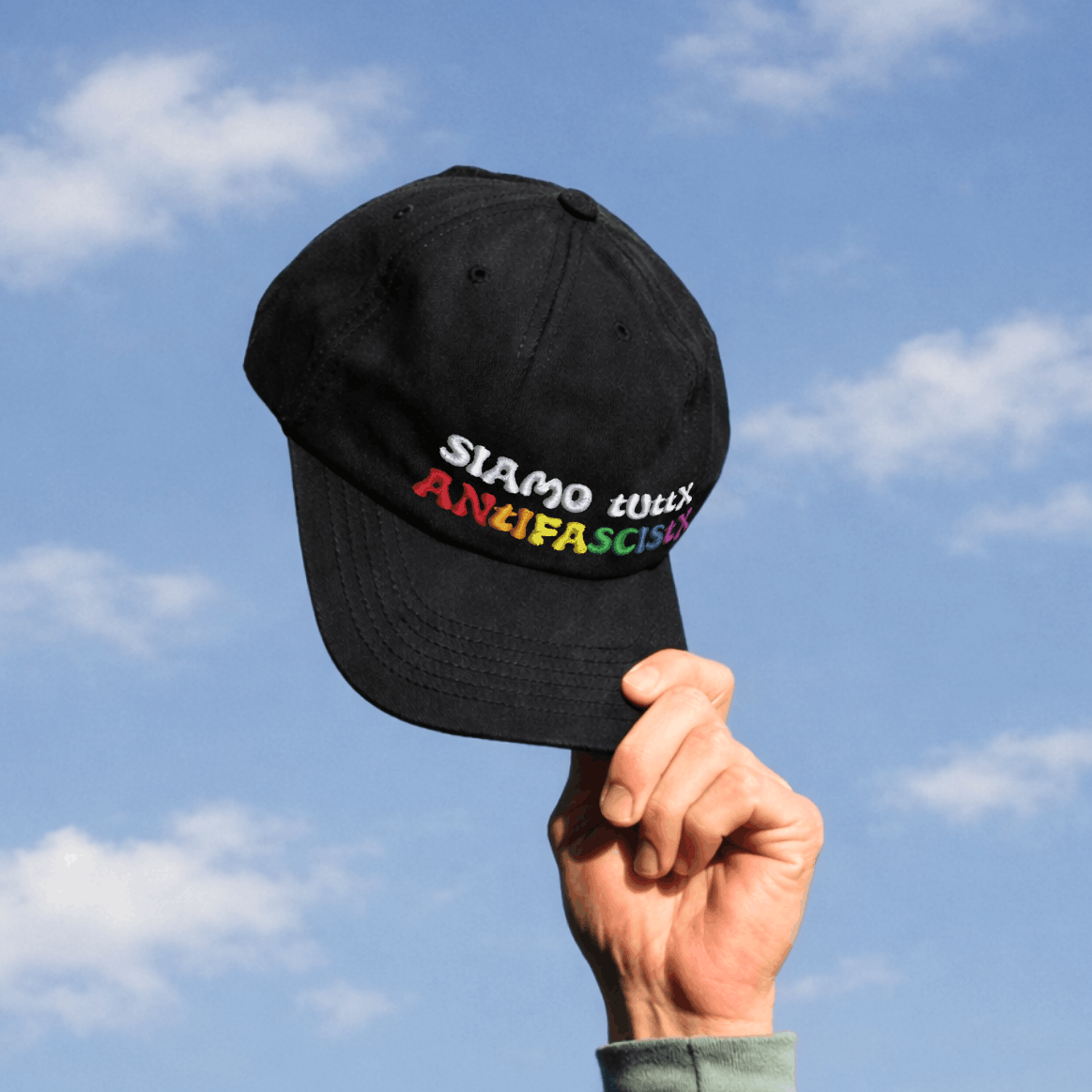 Casquette Siamo TuttX AntifascistX 👏