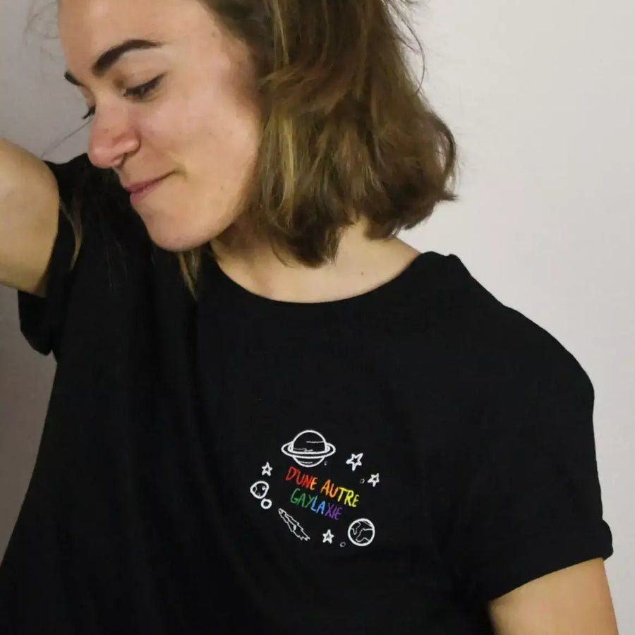 Teesh D’une Autre Gay-laxie