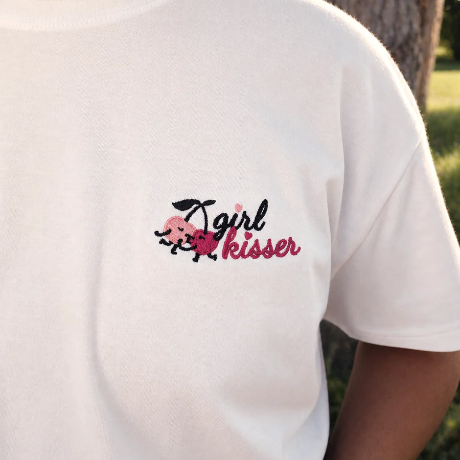 Teesh Girl Kisser